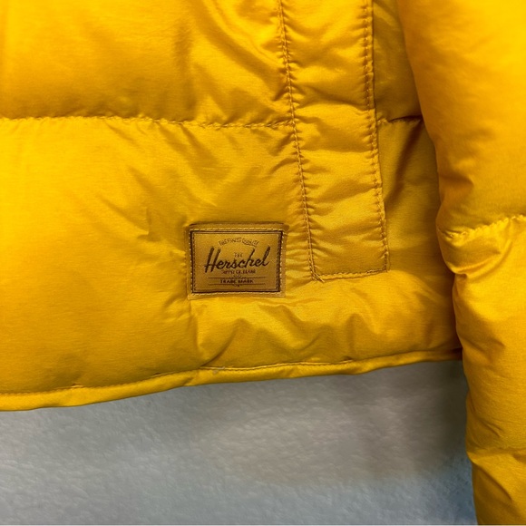 Herschel Supply LARGE MUSTARD Featherless High Fill Jacket CUTE BRAND NEW w/Tags - Picture 4 of 16